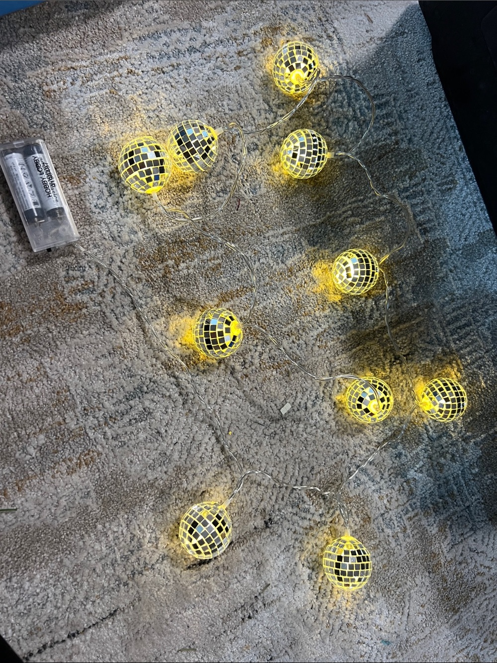 Disco ball string lights with new batteries 5ft z94